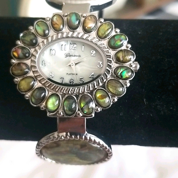 Geneva Platinum Accessories - PEACOCK Green Stone and Silver Ladies Cuff Watch